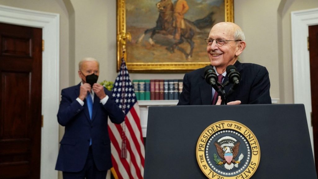 Justice Stephen Breyer Announces Retirement From U.S. Supreme Court